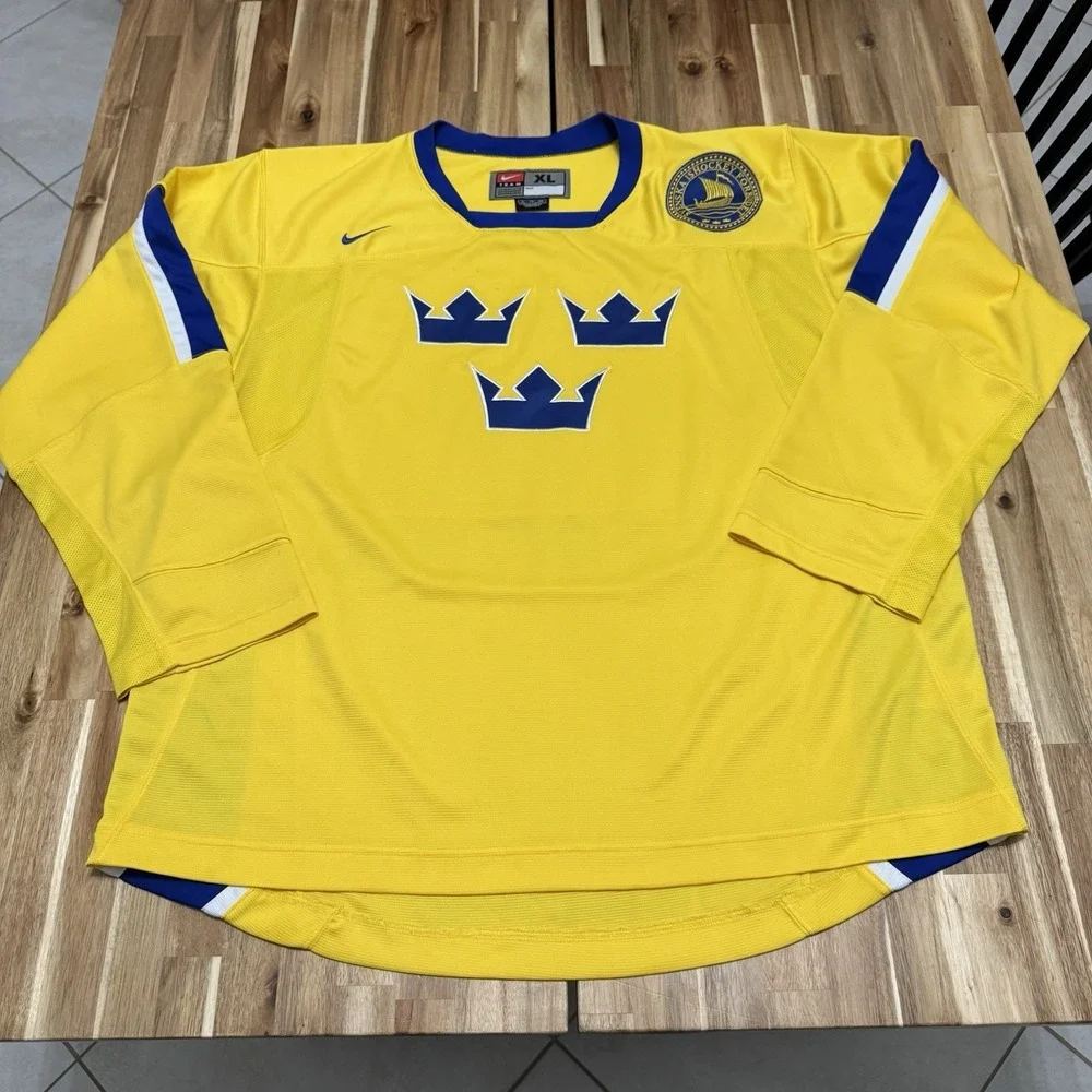 Sweeden Hockey Jersey Mens XL Nike Yellow National Team‎ Svenska Blank Y2K
